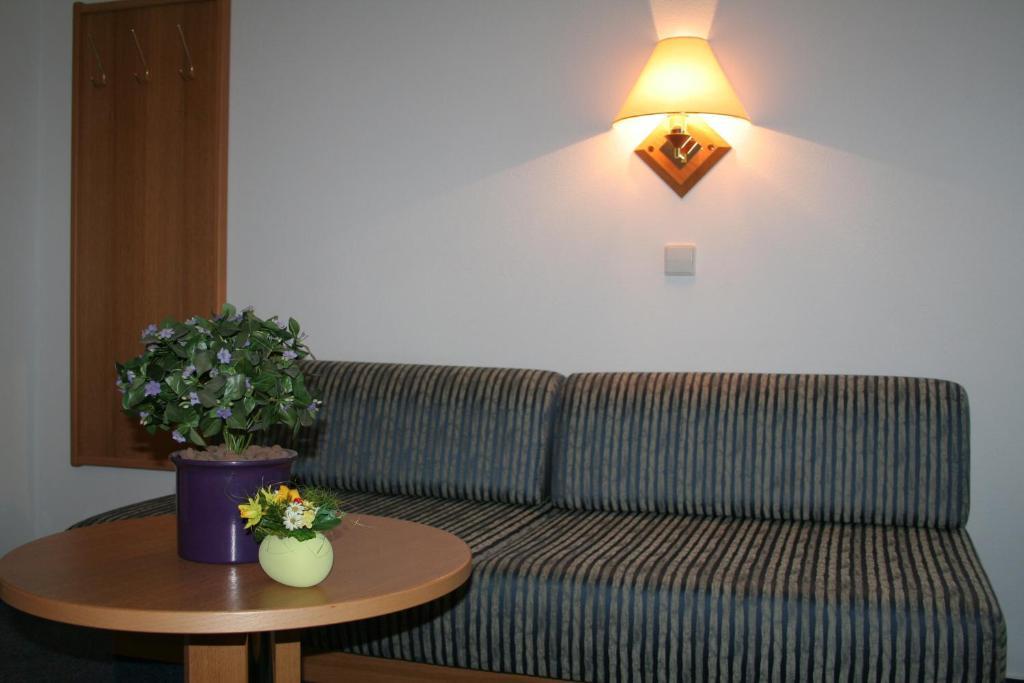 Tiptop Hotel Garni Pfauen Endingen am Kaiserstuhl Bilik gambar